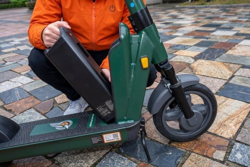 Как работят батериите на електрическите тротинетки